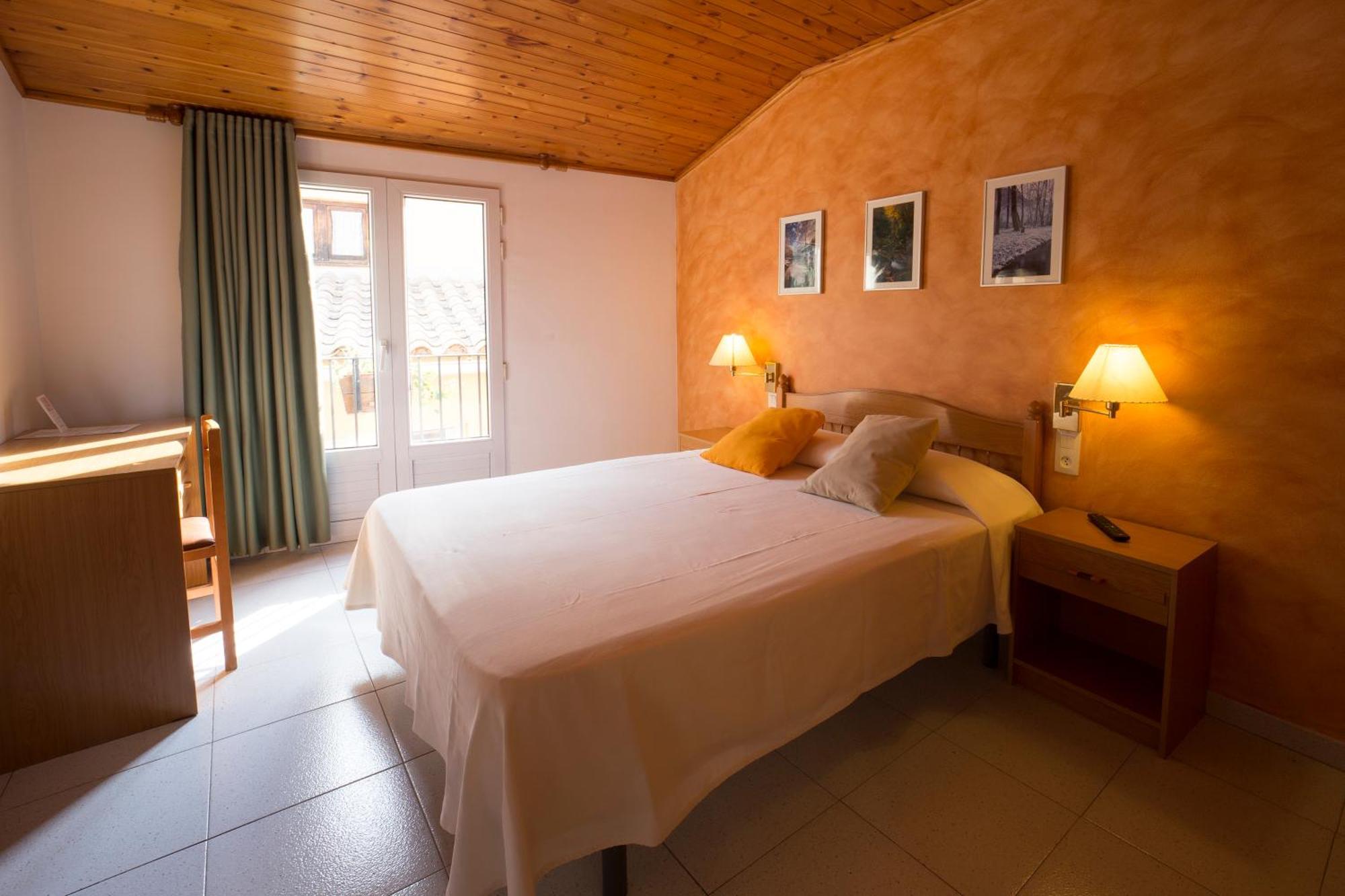 Hotel Ca L'Amagat Bagá Extérieur photo